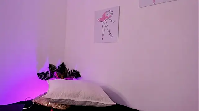 BianncaRibeiro online show from 02/22/26, 02:13