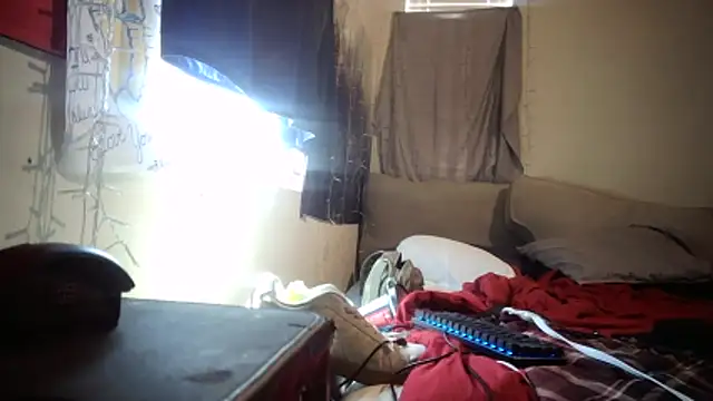 PremiumKitty online show from 04/09/26, 08:47