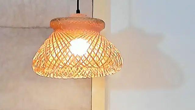 Snapshot of VioletHilton chatting on 09/18/25, 07:49 VioletHilton online show from 09/18/25, 07:49