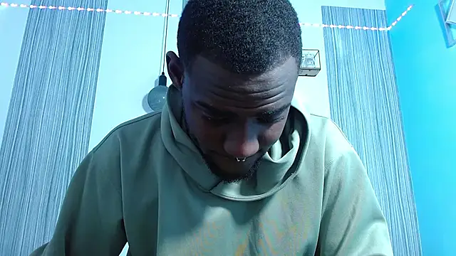 eebony stallion online show from 10/23/25, 03:17