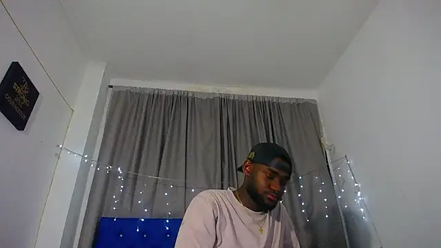 eebony stallion online show from 03/25/26, 03:34