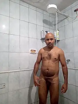 Snapshot of reisloko chatting on 11/10/25, 09:47 reisloko online show from 11/10/25, 09:47