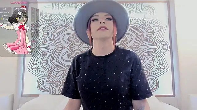 Lilith Zamara online show from 12/02/25, 01:39