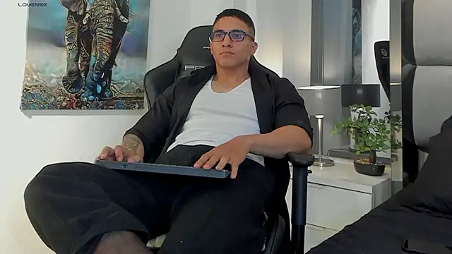 Dash Bukoski online show from 02/16/26, 11:39