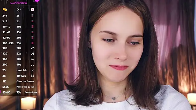 Snapshot of NylaNadler chatting on 10/03/25, 06:32 NylaNadler online show from 10/03/25, 06:32