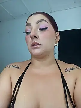 Snapshot of Victoriia-69 chatting on 09/14/25, 12:32 Victoriia-69 online show from 09/14/25, 12:32