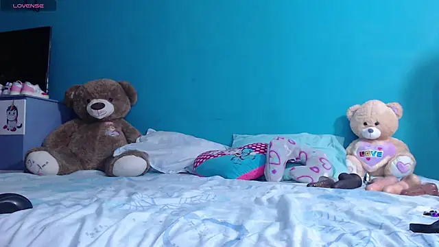 toxic sweet  online show from 09/30/25, 04:39