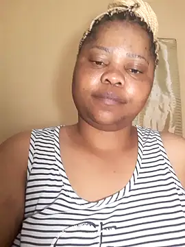 Snapshot of PRINCESSEMELXX93 chatting on 11/04/25, 01:38 PRINCESSEMELXX93 online show from 11/04/25, 01:38