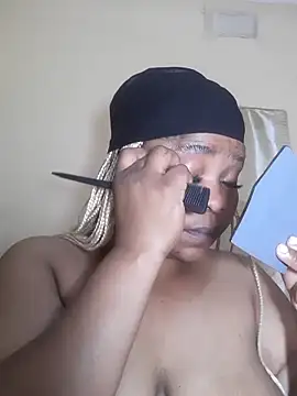 Snapshot of PRINCESSEMELXX93 chatting on 11/13/25, 03:16 PRINCESSEMELXX93 online show from 11/13/25, 03:16