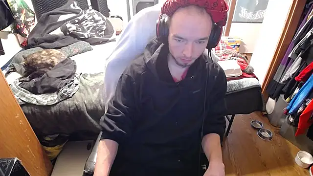 Snapshot of womenhateme69 chatting on 10/13/25, 09:59 womenhateme69 online show from 10/13/25, 09:59