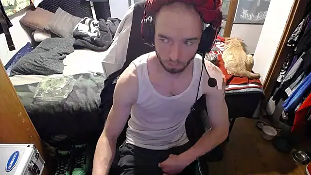 Snapshot of womenhateme69 chatting on 10/29/25, 11:28 womenhateme69 online show from 10/29/25, 11:28