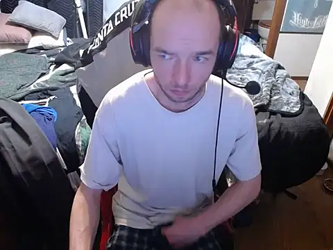 womenhateme69 online show from 04/17/26, 07:00