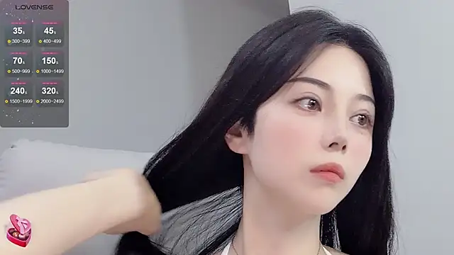 Amy-i online show from 06/28/26, 12:33