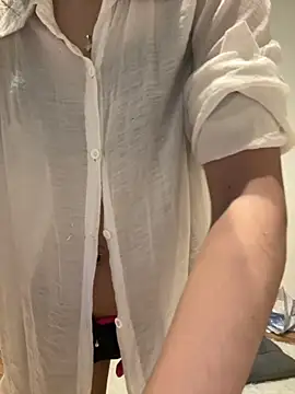 lanlan girl2k online show from 12/02/25, 07:03