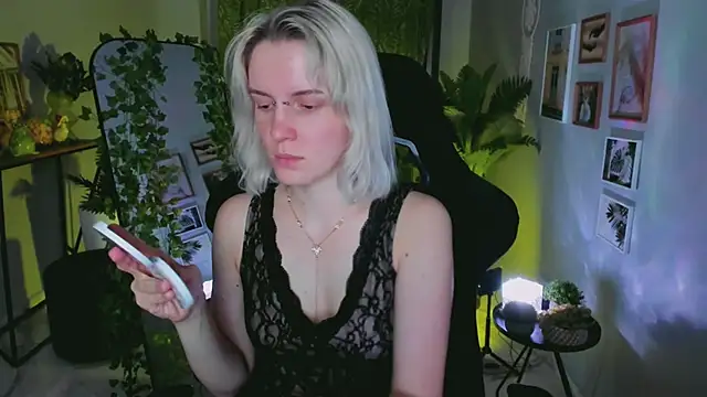 BethanyCloud online show from 06/01/26, 02:24