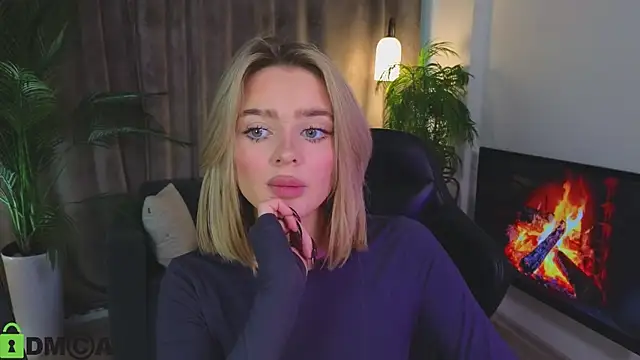 Snapshot of Relax_Time_ chatting on 10/24/25, 12:01 Relax Time online show from 10/24/25, 12:01