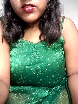 Snapshot of Cute_mikii chatting on 11/08/25, 02:17 Cute mikii online show from 11/08/25, 02:17