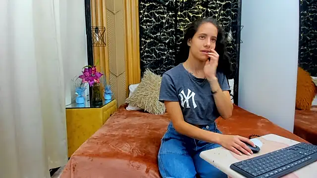 MiaCours online show from 03/05/26, 03:19