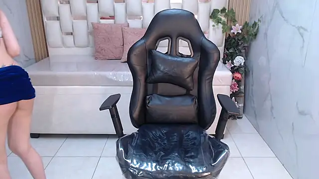 Snapshot of jass_thompson_s chatting on 11/07/25, 12:38 jass thompson s online show from 11/07/25, 12:38