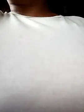 Mia-Glow online show from 03/10/26, 12:10