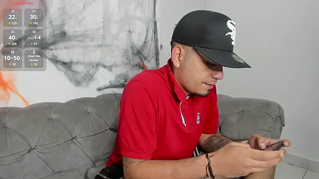 OwenStonne  online show from 10/18/25, 04:04