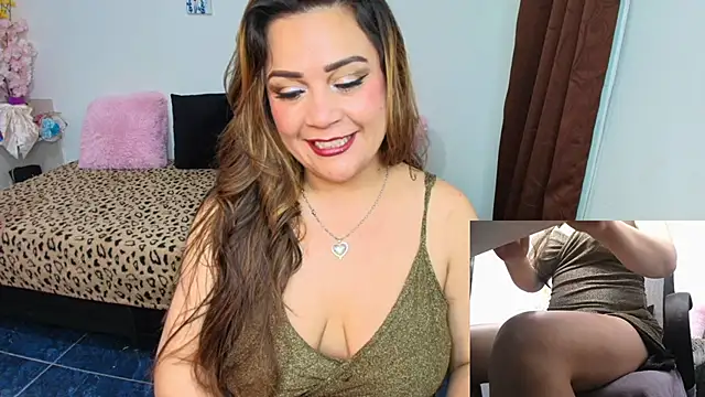 Paulina-Becerraa online show from 05/27/26, 04:09