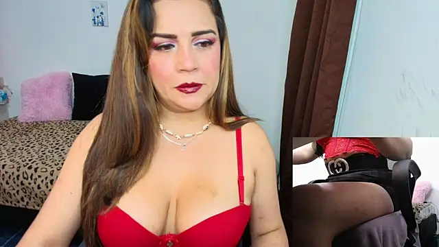 Snapshot of Paulina-Becerraa chatting on 07/03/26, 05:03 Paulina-Becerraa online show from 07/03/26, 05:03