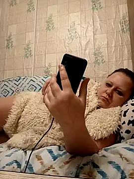 Snapshot of Tupo070481 chatting on 10/22/25, 10:20 Tupo070481 online show from 10/22/25, 10:20