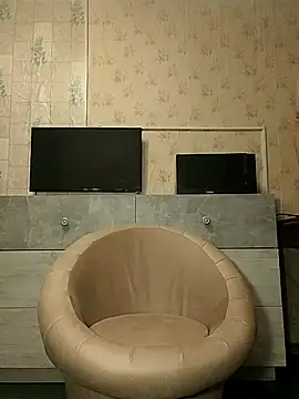 Snapshot of Tupo070481 chatting on 10/30/25, 07:25 Tupo070481 online show from 10/30/25, 07:25