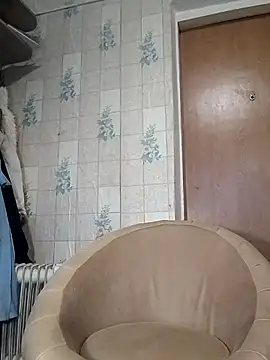 Snapshot of Tupo070481 chatting on 11/26/25, 12:06 Tupo070481 online show from 11/26/25, 12:06