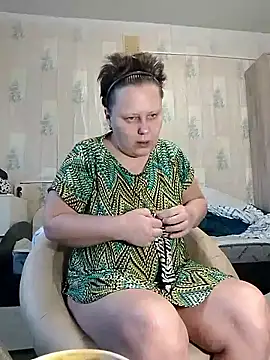 Snapshot of Tupo070481 chatting on 12/18/25, 07:25 Tupo070481 online show from 12/18/25, 07:25