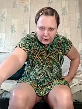 Snapshot of Tupo070481 chatting on 02/18/26, 06:09 Tupo070481 online show from 02/18/26, 06:09