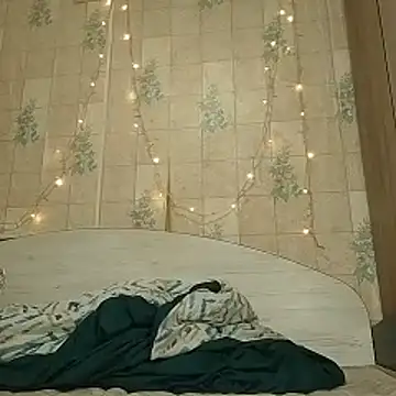 Snapshot of Tupo070481 chatting on 02/20/26, 07:36 Tupo070481 online show from 02/20/26, 07:36