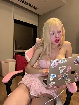 Sindyyy228 online show from 10/23/25, 12:43