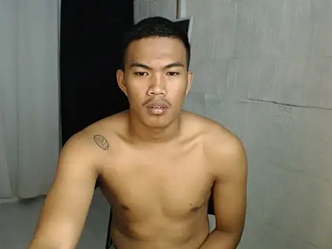 saj taylorr17 online show from 11/28/25, 12:35