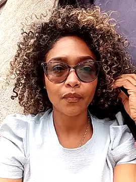 Snapshot of BiiancaEstradaa chatting on 09/25/25, 05:05 BiiancaEstradaa online show from 09/25/25, 05:05