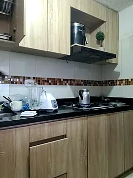 Snapshot of BiiancaEstradaa chatting on 10/27/25, 10:03 BiiancaEstradaa online show from 10/27/25, 10:03