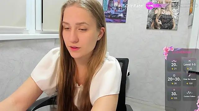 Snapshot of sofamuffin chatting on 11/17/25, 11:43 sofamuffin online show from 11/17/25, 11:43