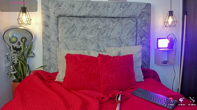 Seraphyne666 online show from 10/28/25, 07:05