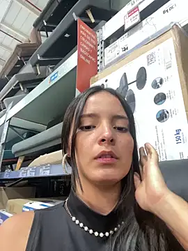 Mia jhoonson online show from 03/01/26, 11:18