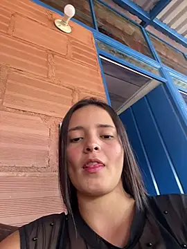 Mia jhoonson online show from 04/12/26, 07:52