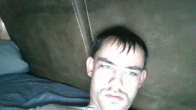 Snapshot of FirstTimeEvr chatting on 09/18/25, 12:51 FirstTimeEvr online show from 09/18/25, 12:51