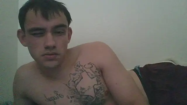 Snapshot of FirstTimeEvr chatting on 09/23/25, 02:42 FirstTimeEvr online show from 09/23/25, 02:42