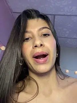 Lenapink19 online show from 02/03/26, 02:53