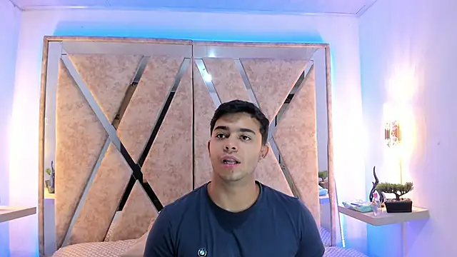 jayd muscle online show from 11/26/25, 04:24