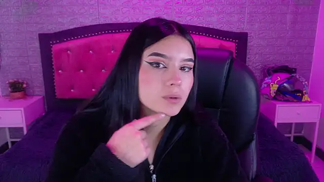 Natalie loffreda online show from 03/03/26, 03:23