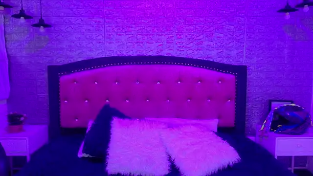 Natalie loffreda online show from 03/10/26, 03:11