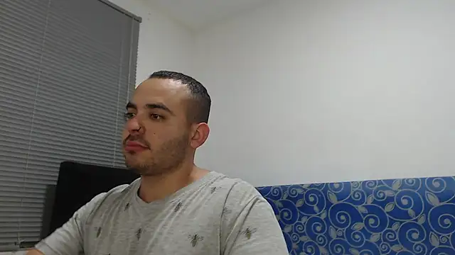 Ana ThiagoxX online show from 02/03/26, 06:40