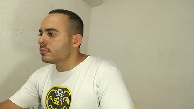 Snapshot of Ana_ThiagoxX chatting on 05/05/26, 09:56 Ana ThiagoxX online show from 05/05/26, 09:56