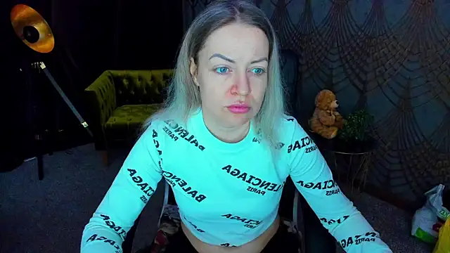 Anna Snows online show from 03/27/26, 06:19